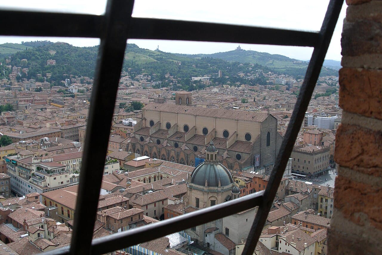 Болонья — вид города