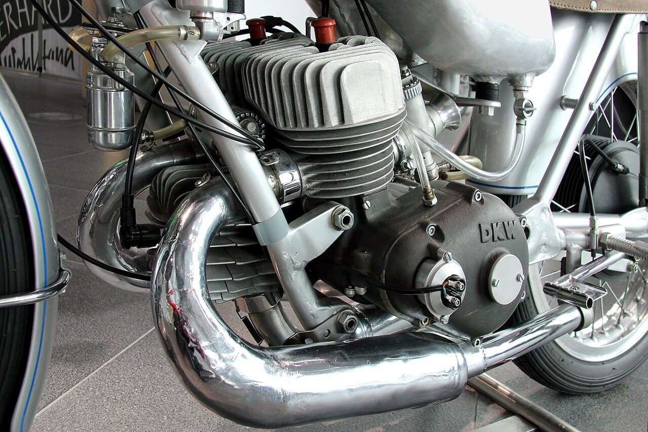 Mobile — travel photo