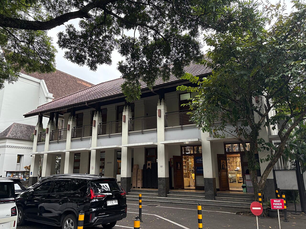 Бандунг — фото города